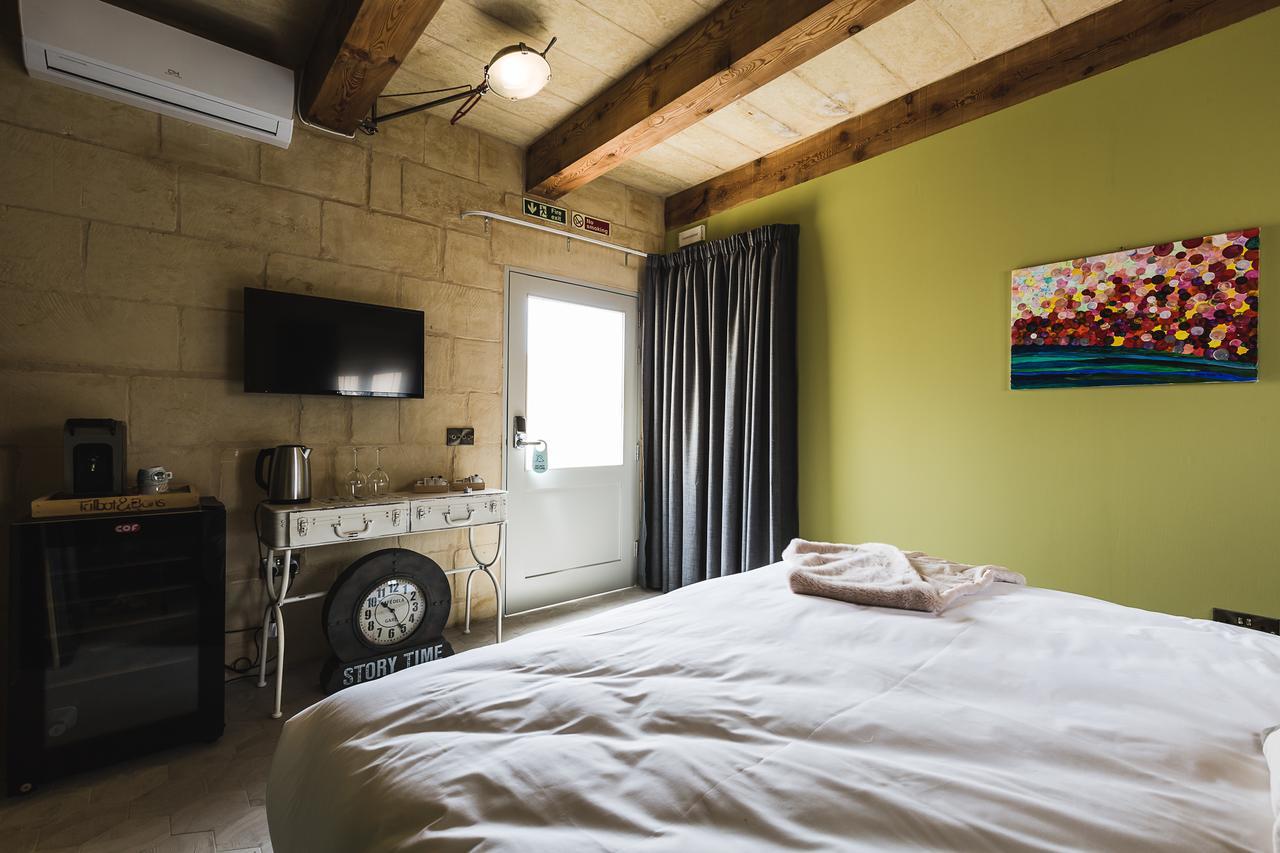 Talbot & Bons Bed & Breakfast Gudja Exterior foto